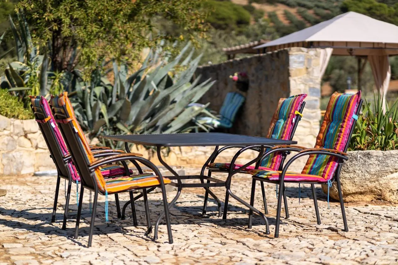 Hacienda La Buena Vida B&B En Appartementen Algarinejo Bed & Breakfast