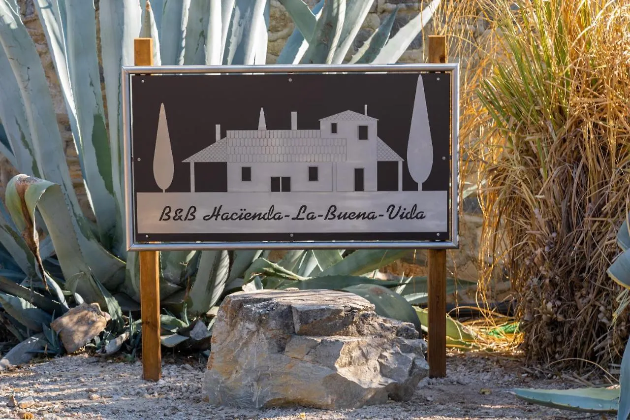 Hacienda La Buena Vida B&B En Appartementen Algarinejo 0*,