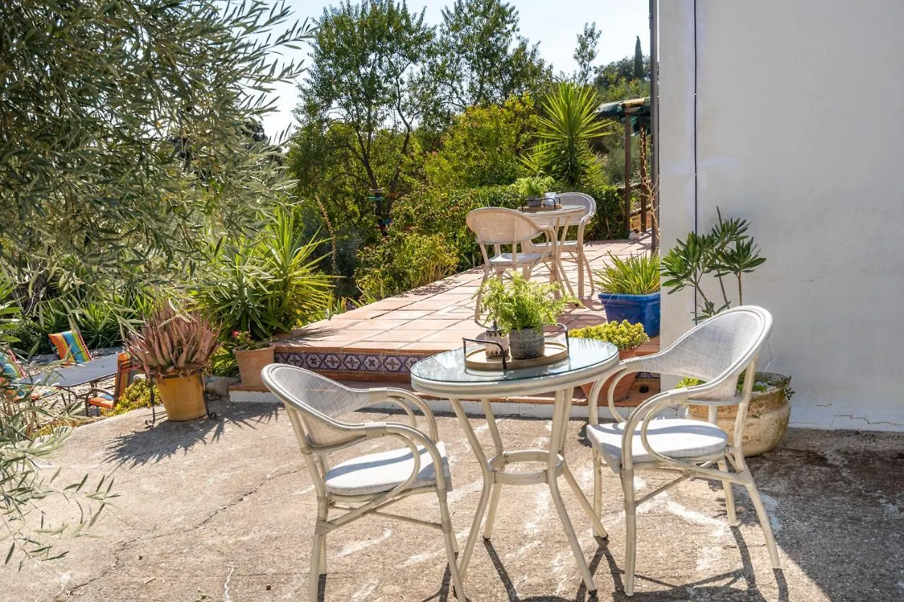 Hacienda La Buena Vida B&B En Appartementen Algarinejo Bed & Breakfast